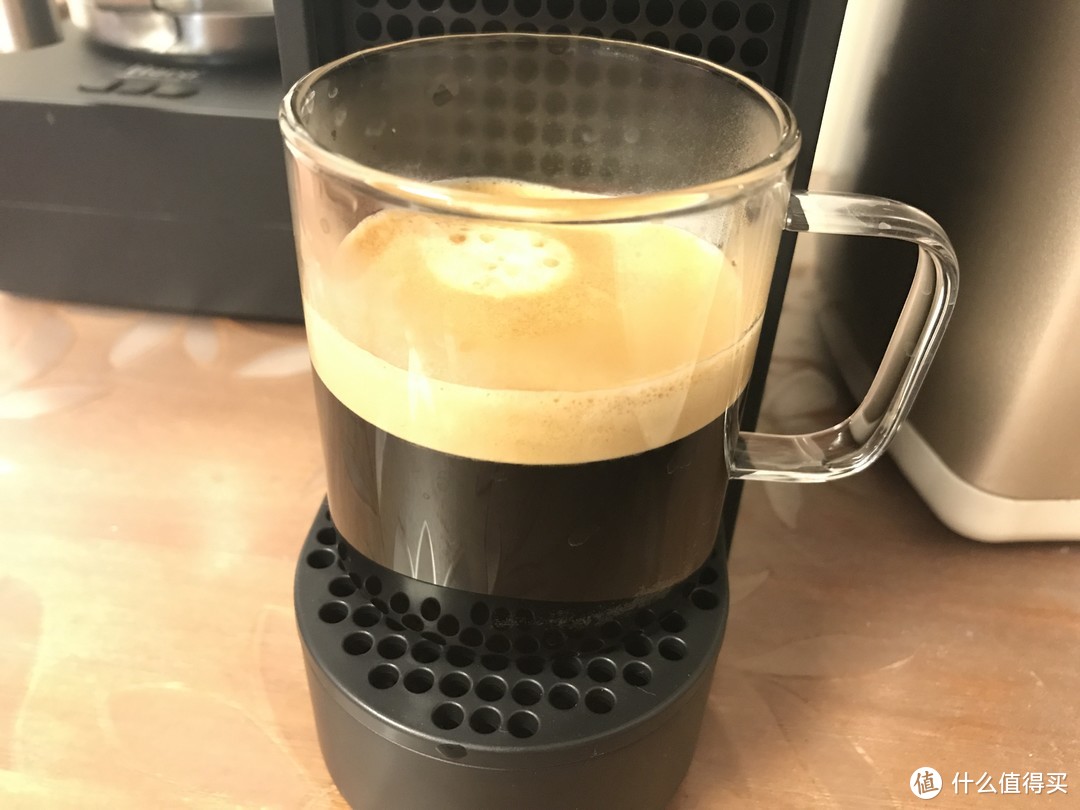 这是200毫升的杯子注入咖啡机大杯咖啡110毫升的效果