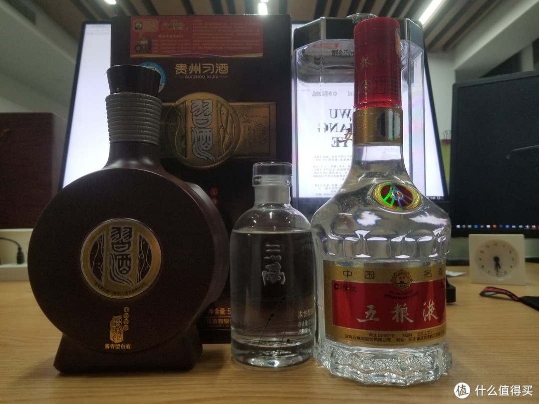 三两浓香型42°+52°微醺白酒小小品鉴——与五粮液茅台郎酒习酒江小白同台竞技