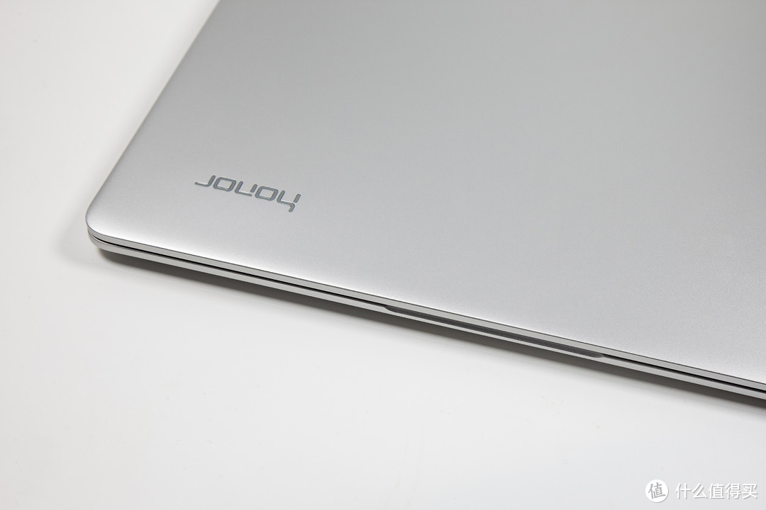 高性价比生产力工具·荣耀MagicBook 14英寸笔记本