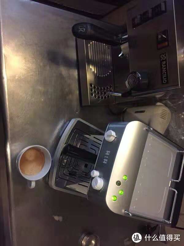 半自动意式咖啡机-德龙、灿坤、东菱怎么就是玩具机了