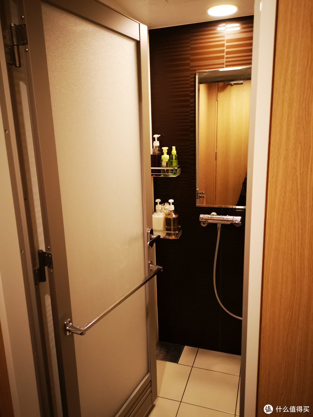 胶囊胶囊胶囊—带你解密日本的女性胶囊旅馆专区
