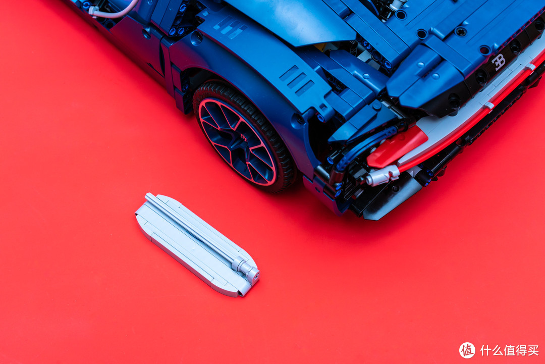 速度与性能的激情、科技与玩具的融合：LEGO 42083 Bugatti-Chiron（布加迪奇龙车模）评测