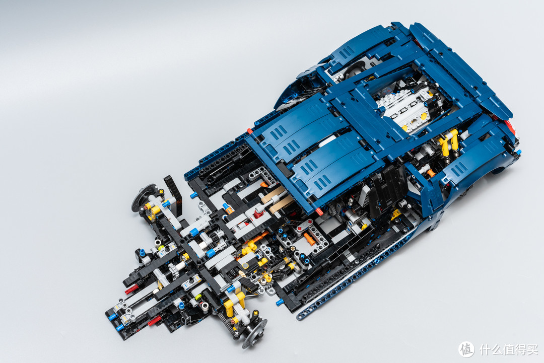 速度与性能的激情、科技与玩具的融合：LEGO 42083 Bugatti-Chiron（布加迪奇龙车模）评测