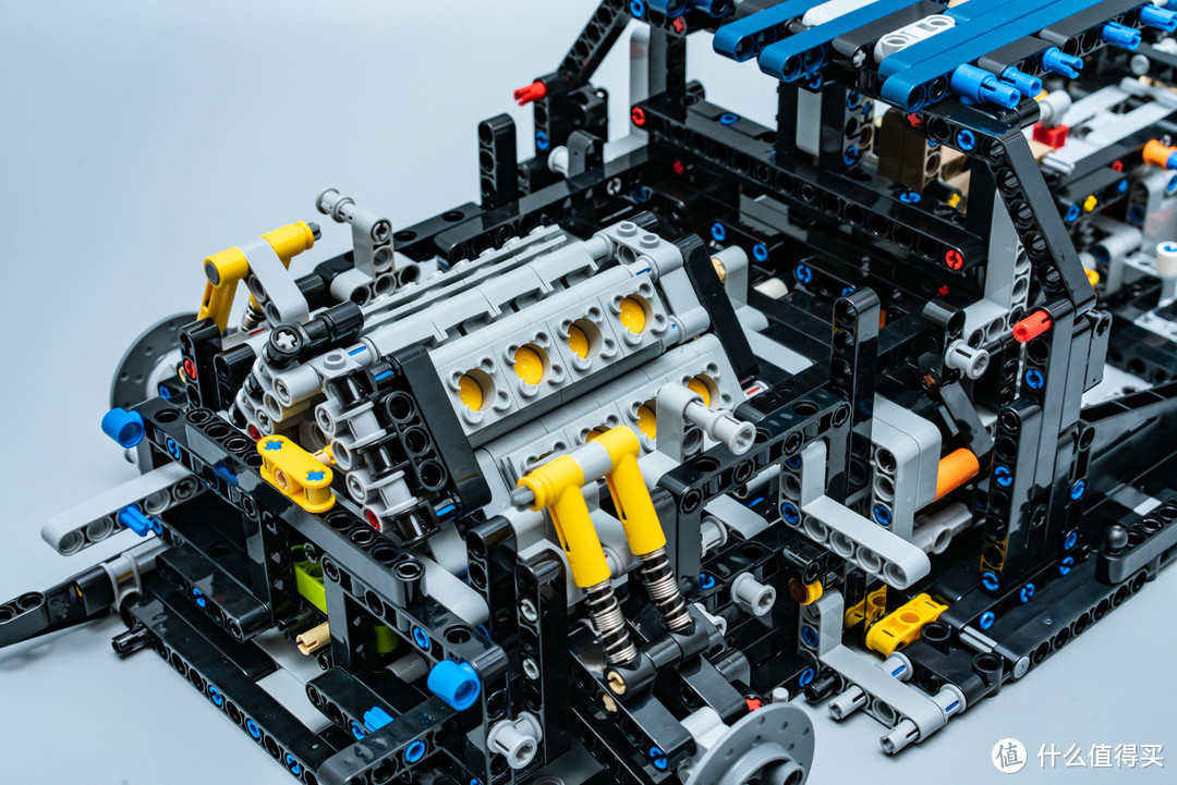 速度与性能的激情、科技与玩具的融合：LEGO 42083 Bugatti-Chiron（布加迪奇龙车模）评测