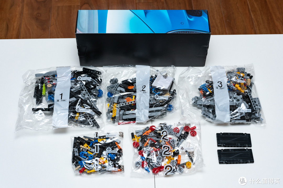 速度与性能的激情、科技与玩具的融合：LEGO 42083 Bugatti-Chiron（布加迪奇龙车模）评测