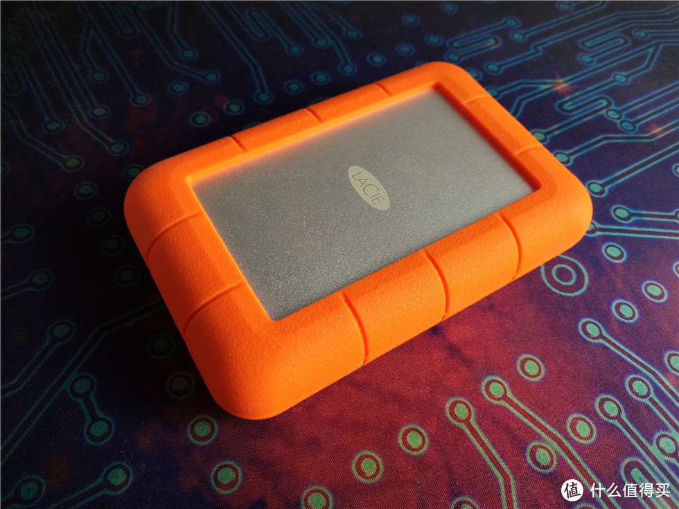 三防+RAID！LACIE Rugged RAID PRO 4T移动硬盘不止颜值！