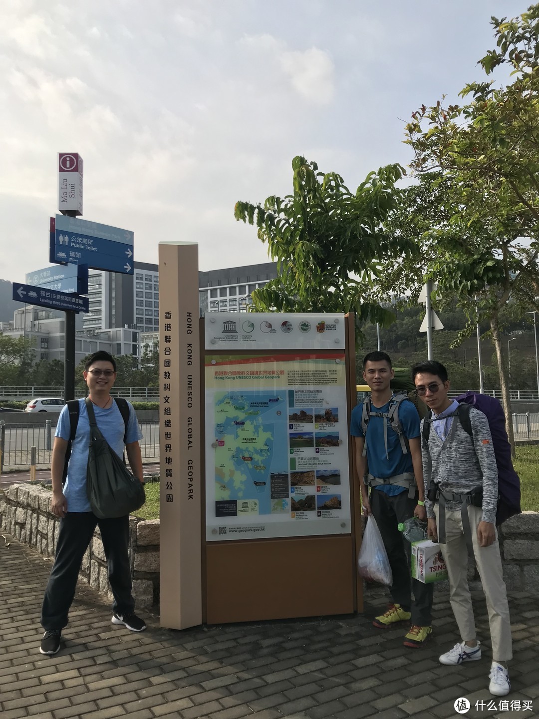 香港露营—我们在东平洲岛Plogging