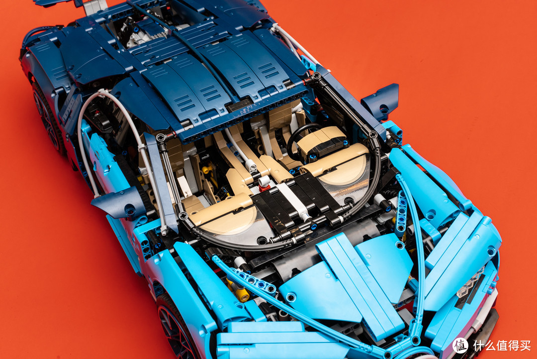 速度与性能的激情、科技与玩具的融合：LEGO 42083 Bugatti-Chiron（布加迪奇龙车模）评测