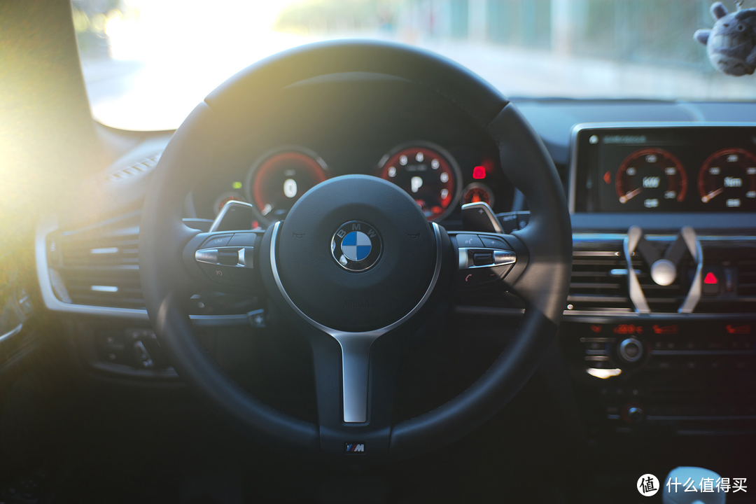 BMW X5 M F15 2018，满足bimmer对操控与空间的追求
