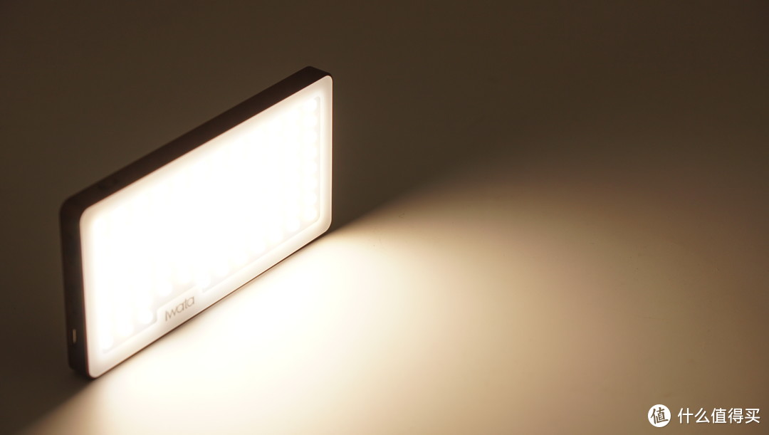 方便又好用的 iwata LED补光灯评测