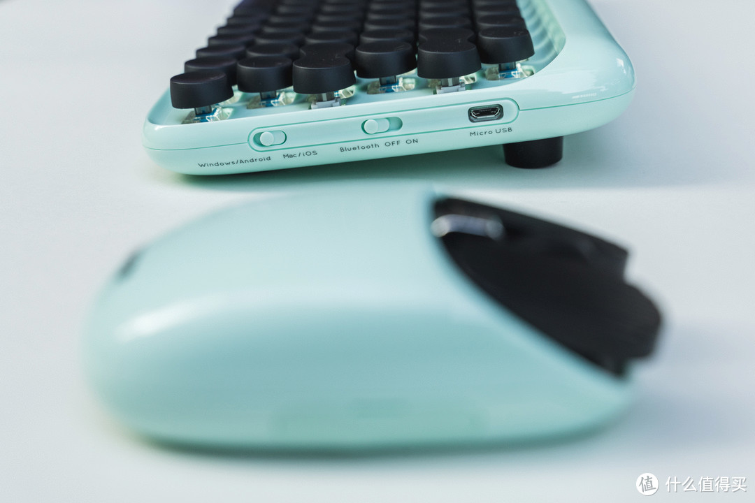 为Mac的蝴蝶式键盘找了把副手：洛斐Dot机械键盘
