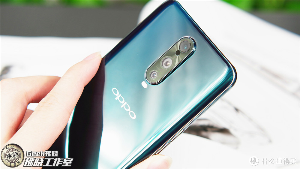 除了拍照，它也有性能一面！OPPO R17 Pro游戏功能深测