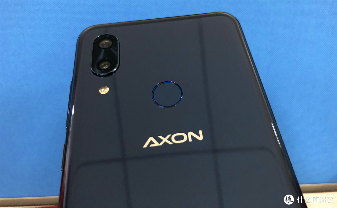 国货当自强，给大伯换新机：ZTE AXON 9 Pro入手体验