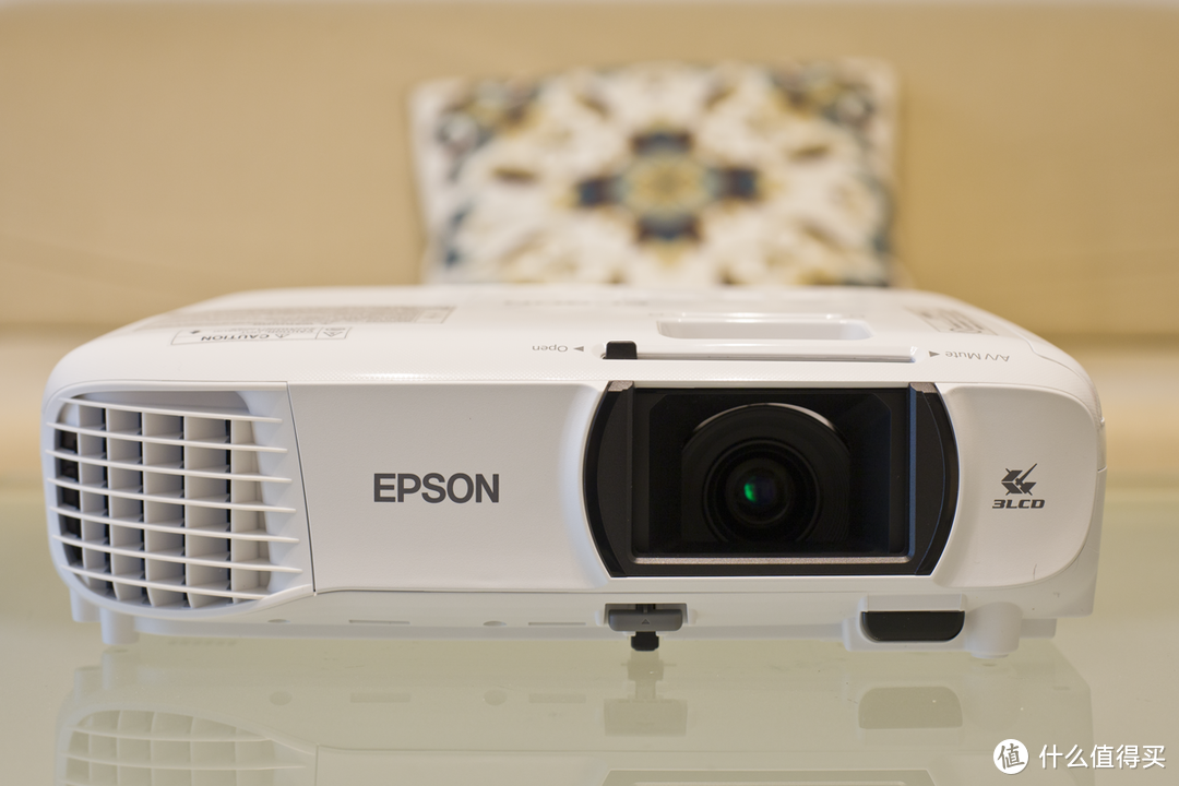 黑五捡着便宜货：EPSON 爱普生 EH-TW650 投影仪 开箱简测