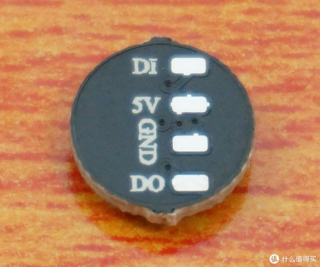 接3.3V，千万别直接接5V