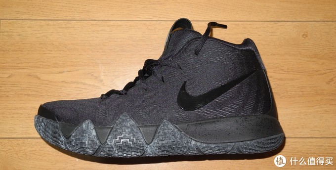 Nike Kyrie4 全黑篮球鞋 篮球鞋 什么值得买