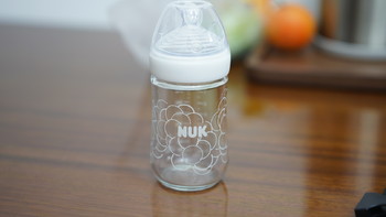 NUK Nature Sense 玻璃奶瓶套装，德国品质初体验