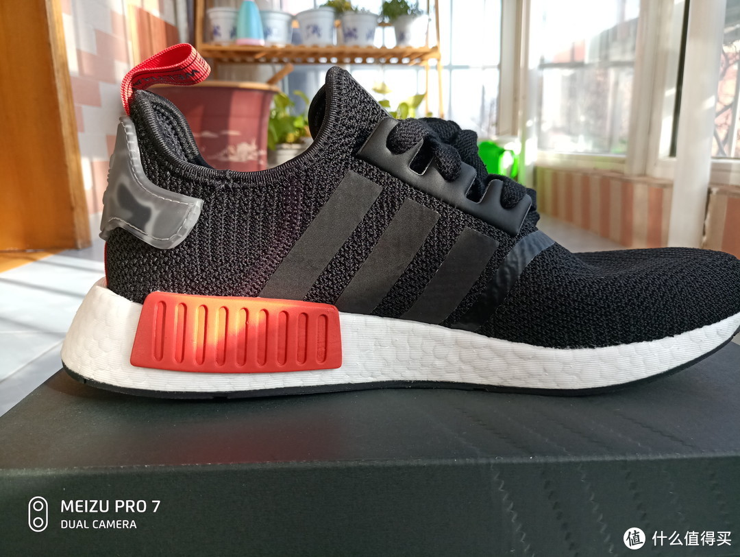 300块钱拿下阿迪达斯 NMD-R1 开箱晒单