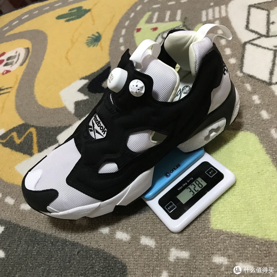 经典永不过时！Reebok PUMP FURY 黑白配色