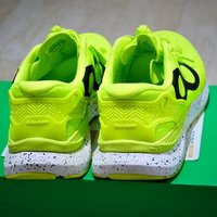 咕咚智能跑鞋时尚10K外观展示(颜色|后跟|鞋面|鞋舌)