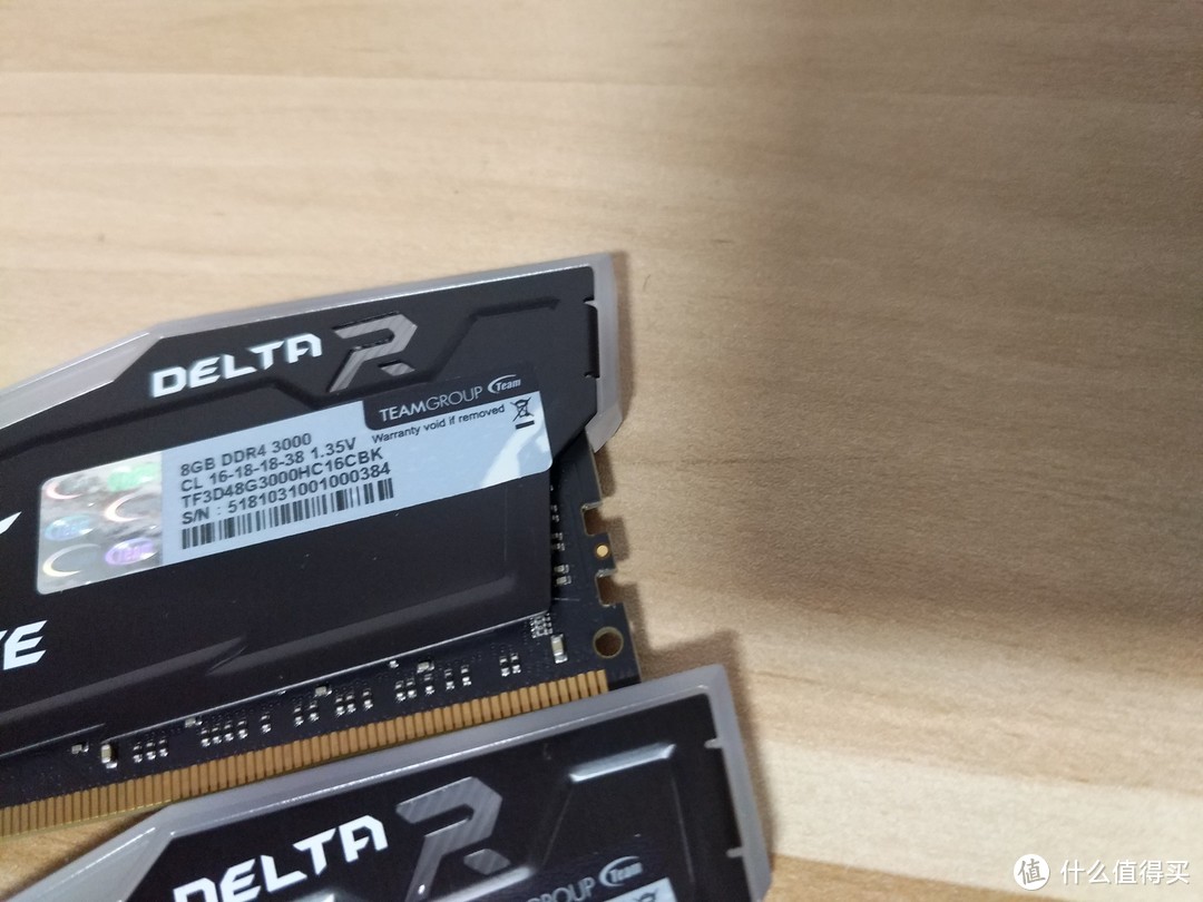 Team 十铨 DELTA RGB系列 DDR4 3000 8G 台式机内存开箱简测