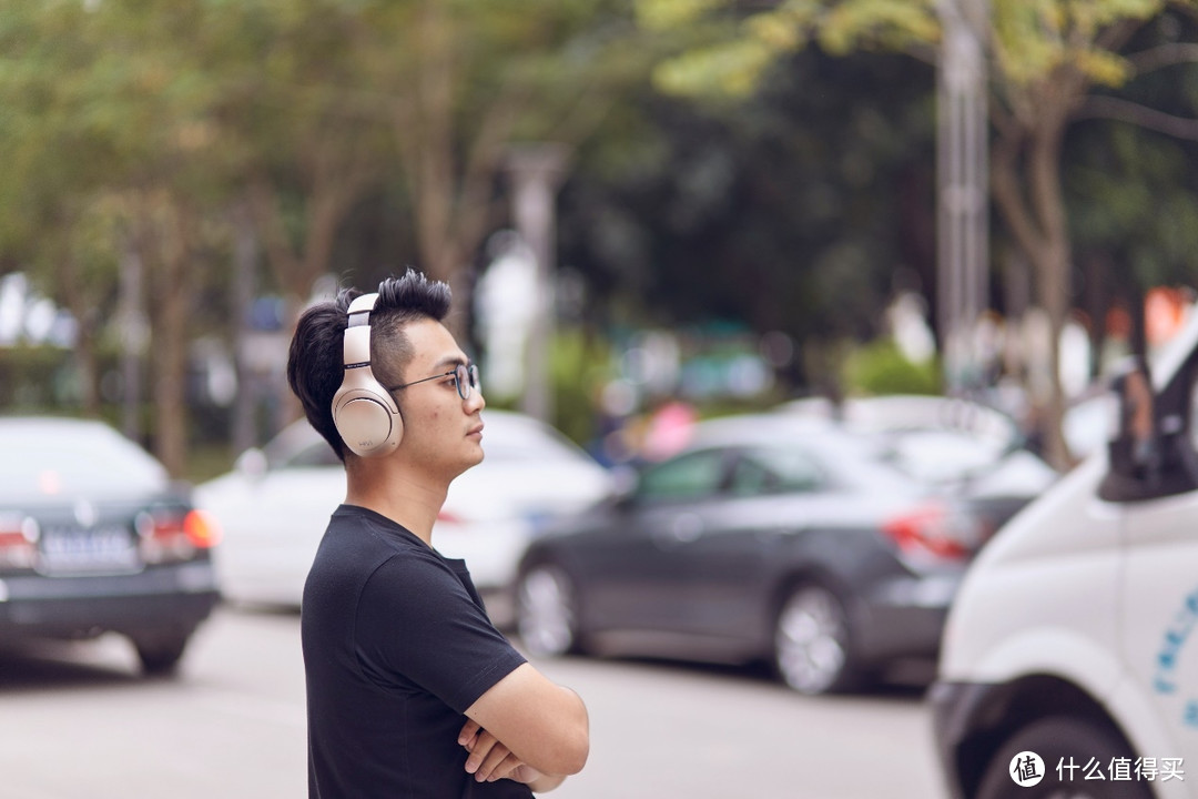 惠威AW-85评测：主动降噪蓝牙耳机市场的破局者