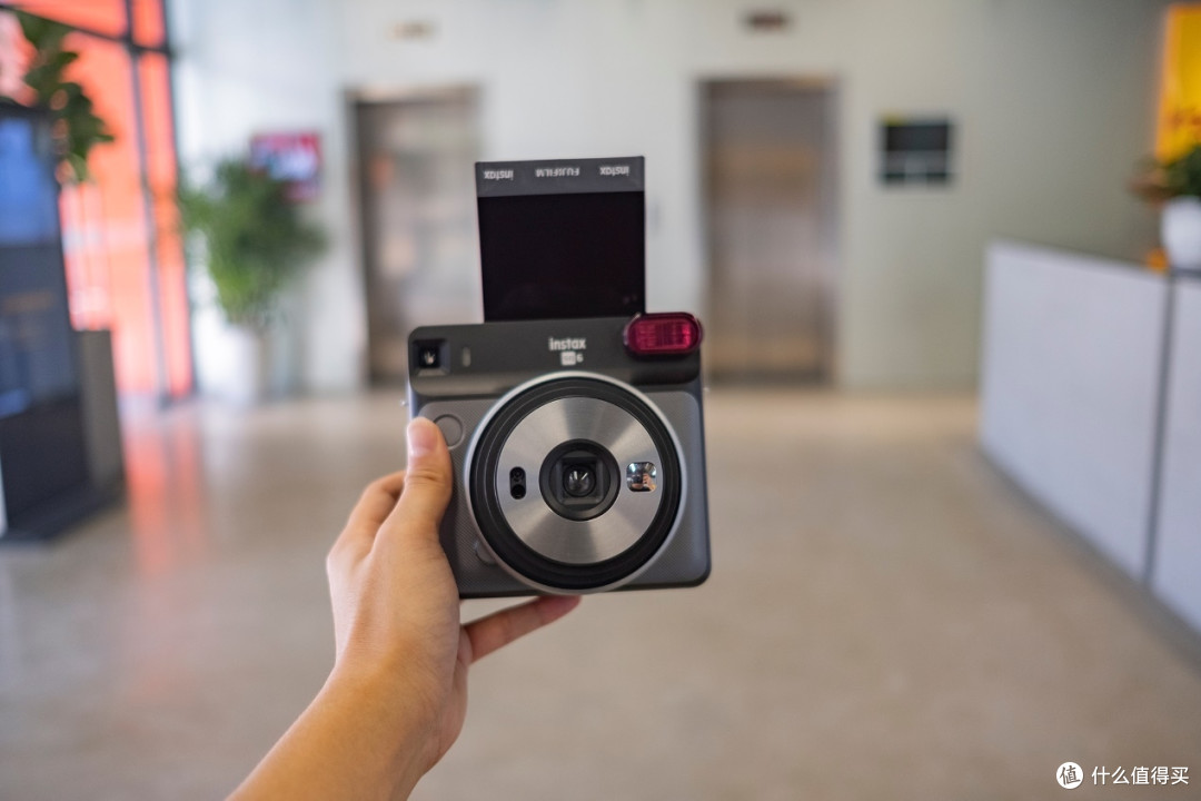 富士 SQ6评测：变“方”了的一次成像相机更好玩