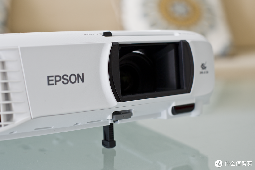 黑五捡着便宜货：EPSON 爱普生 EH-TW650 投影仪 开箱简测