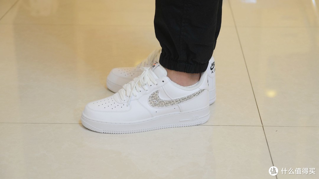 白得不一样，NIKE AIR FORCE 1 JDI简版