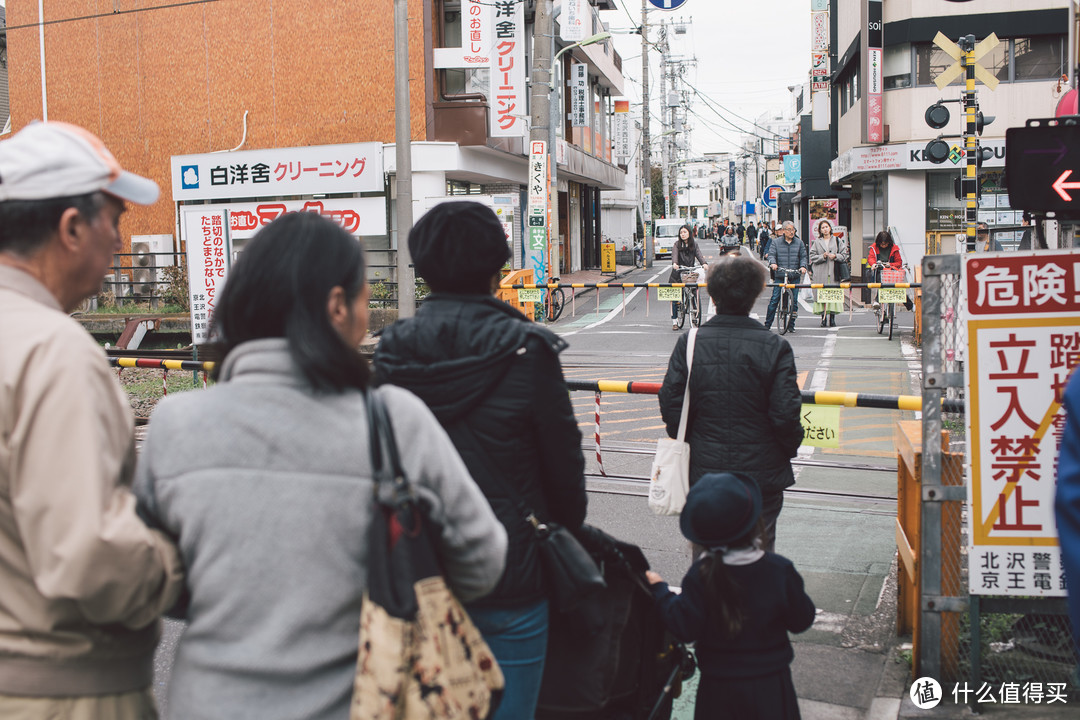 京王线的铁道口