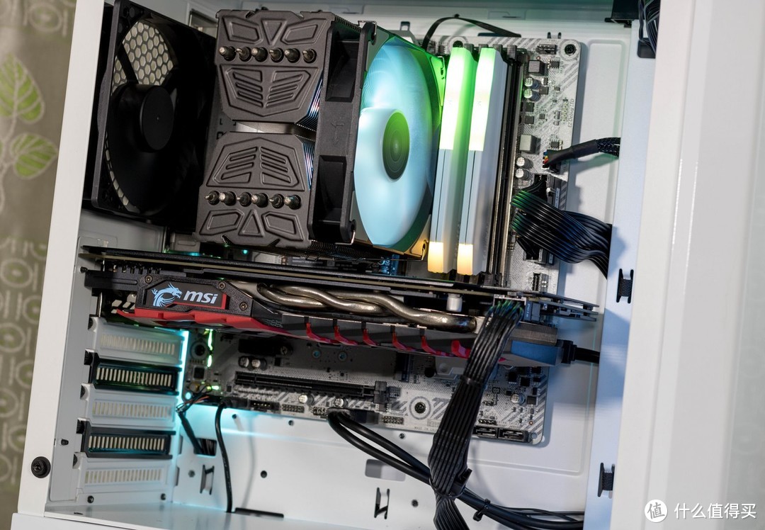 随机而来篇一追风者p300白色装机