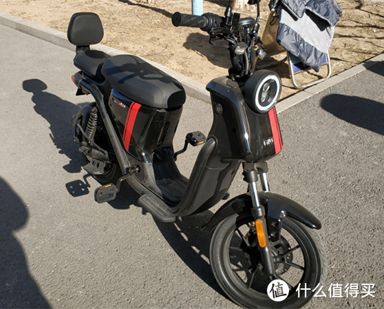 有速度有靓度还能上牌的——小牛u系列pro顶配电动自行车