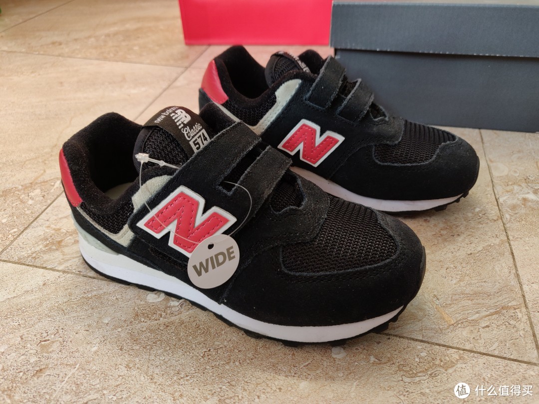 这么经典的new balance，赶紧给宝宝也买一双574