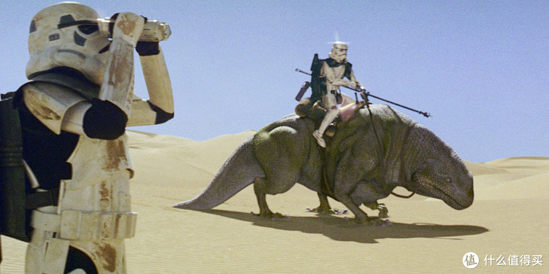 《新希望》中的湿背蜥和沙漠骑兵，整整四十年前的电影，如今看来还如此经典