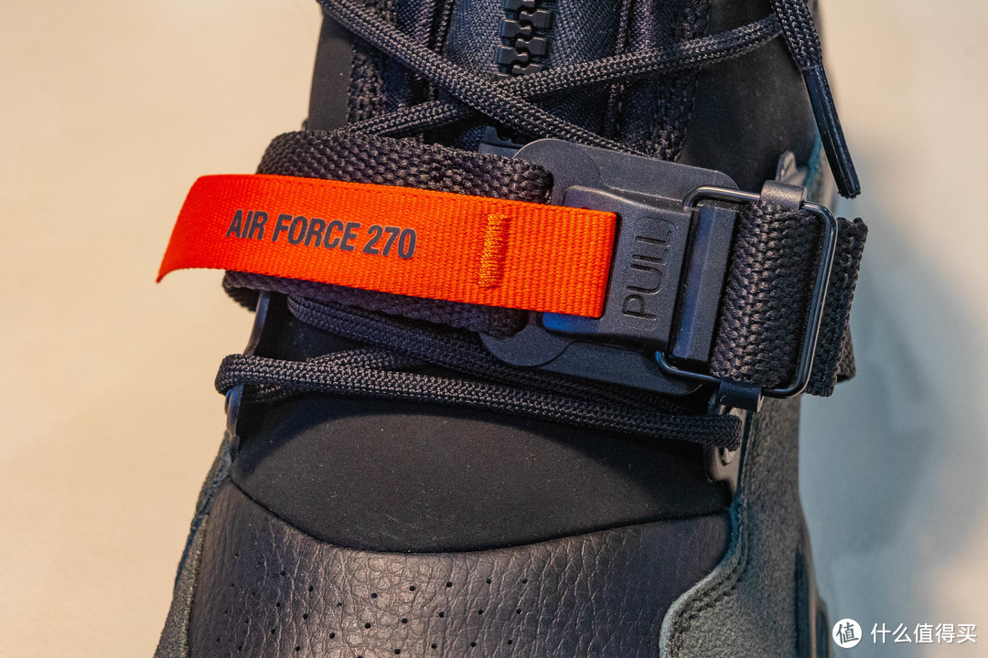 迎双旦，买双双鞋—Nike Air Force 270 Utility&UA HOVR Havoc晒单
