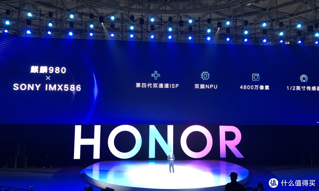 魅眼全视屏，V系再蜕变：Honor 荣耀V20 智能手机 正式发布