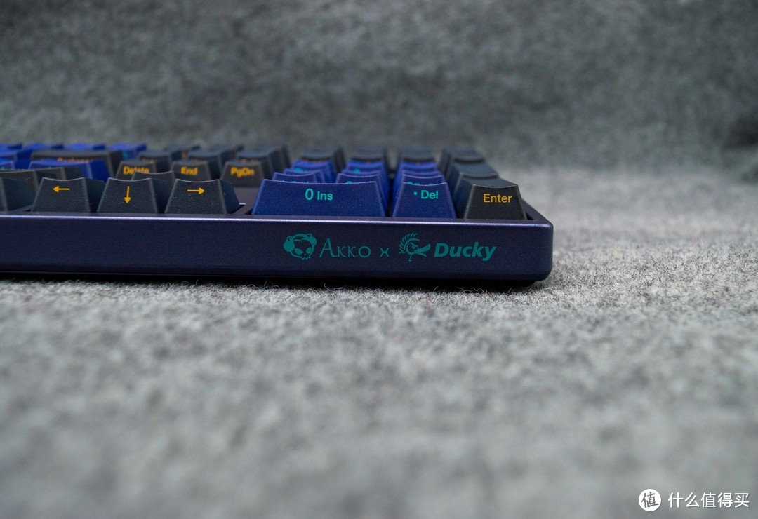 日升东方见朝阳——Akko x Ducky 3108地平线机械键盘开箱