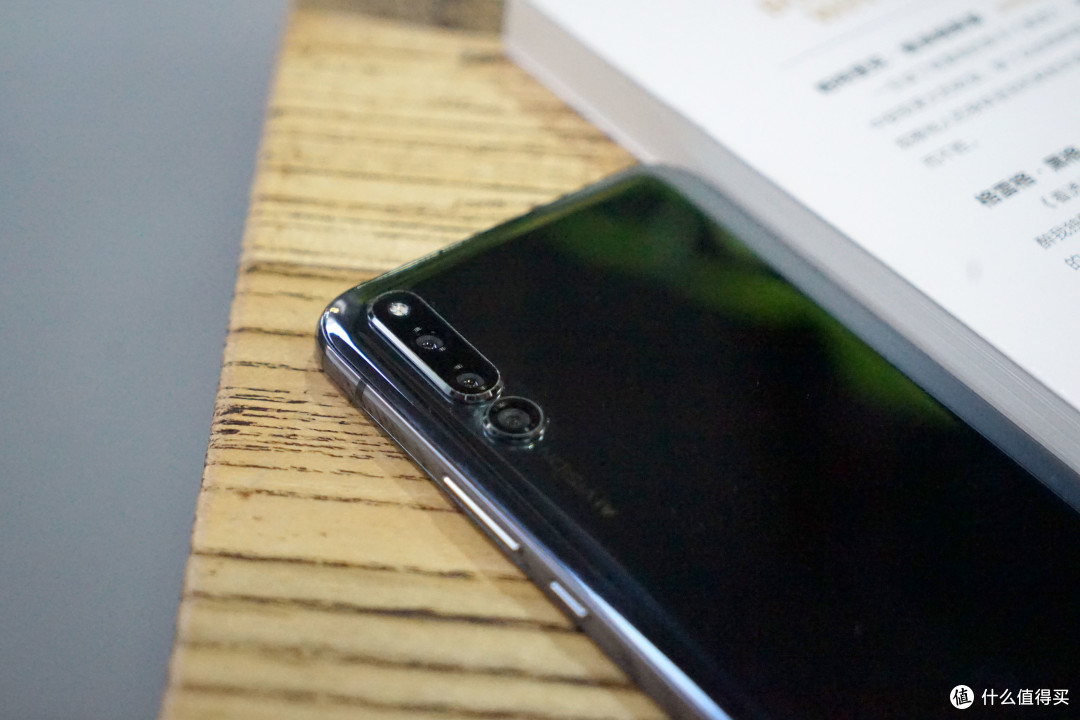 使用荣耀magic2一个多月后,我来告诉你值不值得买