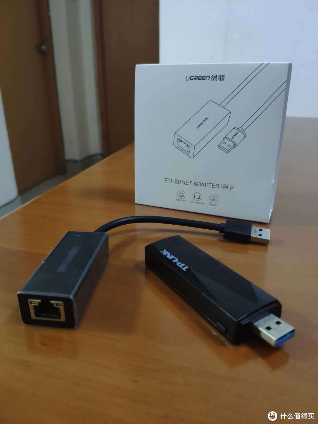 左 绿联千兆网卡（USB转RJ45网线接口），右 TL-WDN6200无线网卡