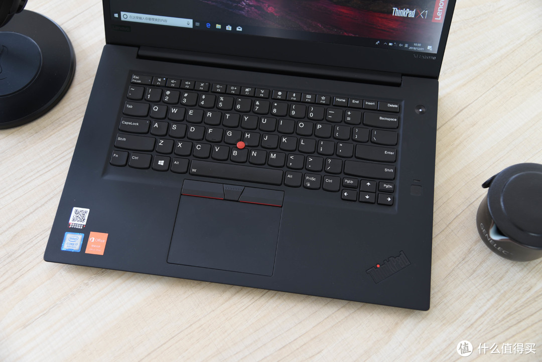 一万五预算的我选择了ThinkPad X1 隐士，这款商务本里最能打的产品究竟如何？