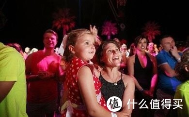 去悉尼跨年 | 2019悉尼跨年烟花大赏攻略 ！迎接新年，还有什么比一场绚烂的夏日烟火更棒~