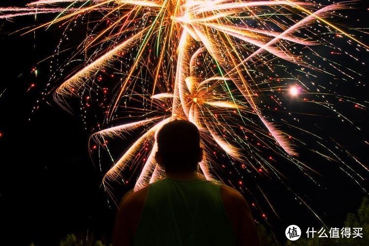 去悉尼跨年 | 2019悉尼跨年烟花大赏攻略 ！迎接新年，还有什么比一场绚烂的夏日烟火更棒~