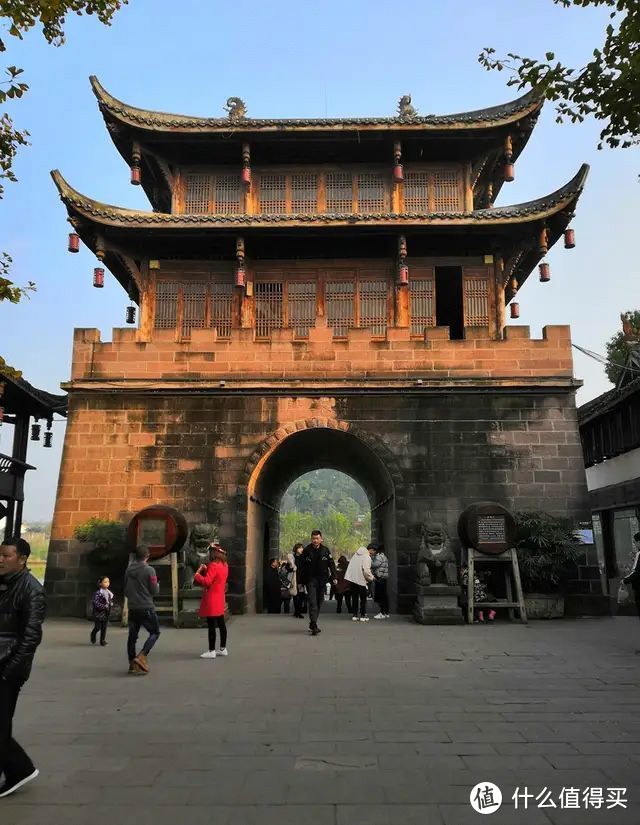 中国最“聪明”的绝美古镇！门票免费人山人海，网友：良心景区！