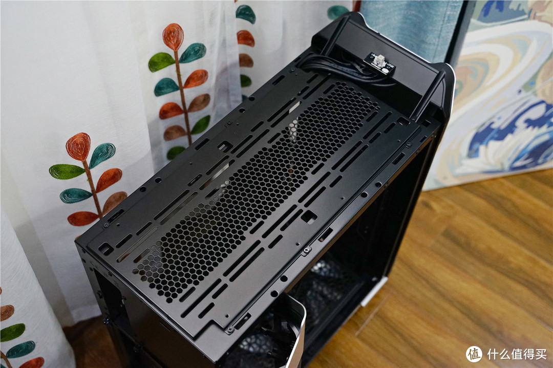 最佳桌面机箱——CoolerMaster 酷冷至尊 SL600M 全塔机箱