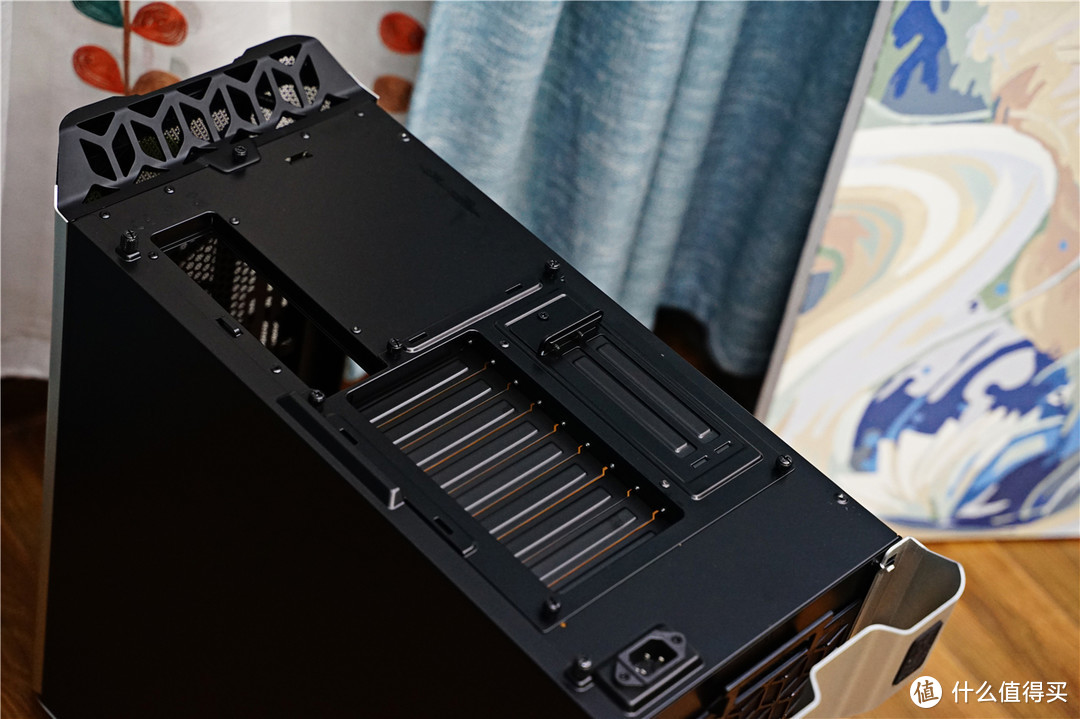 最佳桌面机箱——CoolerMaster 酷冷至尊 SL600M 全塔机箱