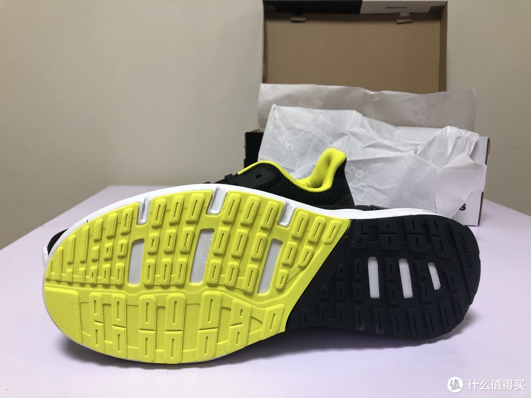 150元不到给爸爸买了双阿迪达斯鞋—Adidas COSMIC 2 开箱