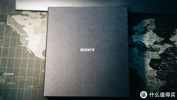 内部固定箱,沉稳,内敛