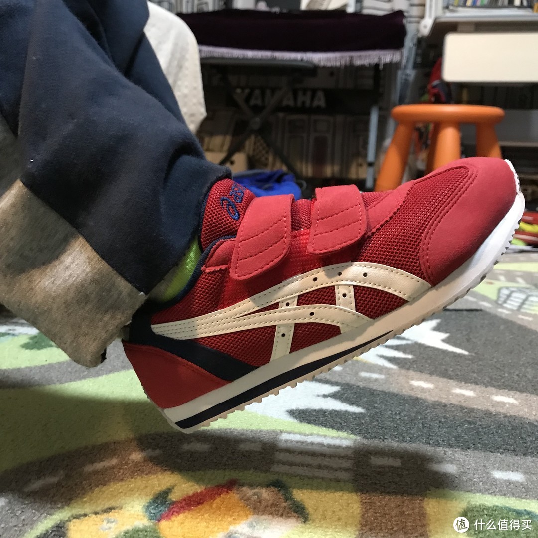 好看不贵！ASICS IDAHO MINI 3 童鞋