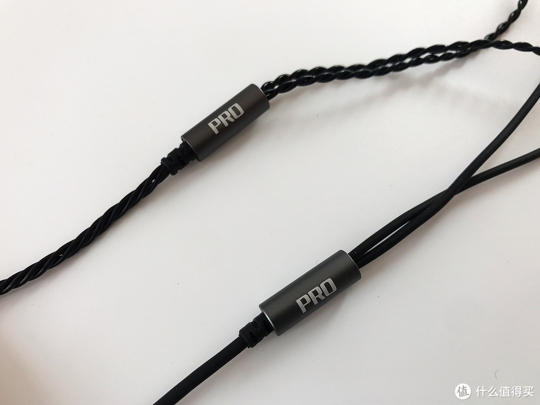 挑动我的心扉——飞傲（FiiO）F9 PRO 三单元圈铁耳机