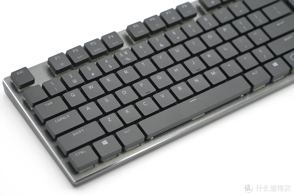 大约一个硬币厚 酷冷至尊SK630樱桃矮轴机械键盘开箱体验